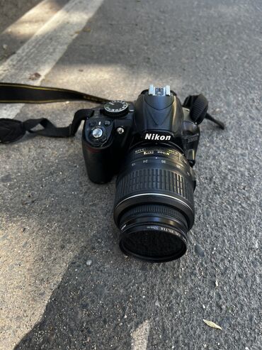 Фотоаппараты: Продаю хороший фотоаппарат 📷Nikon d3100 в хорошем состоянии!!!