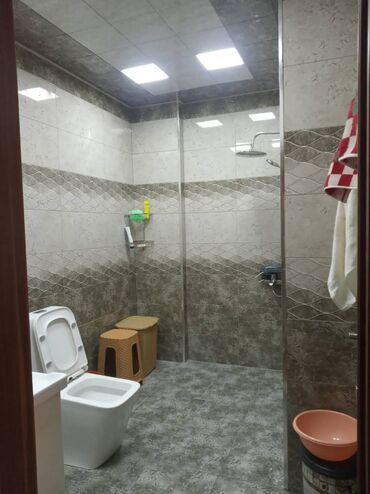 Uzunmüddətli kirayə mənzillər: Azadlıq pr,6 saylı Məlikov xəstəaxanası,Miqrasiya idarəsi — 4