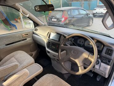 Toyota: Toyota Regius: 2001 г., 2.7 л, Автомат, Бензин, Минивэн — 9