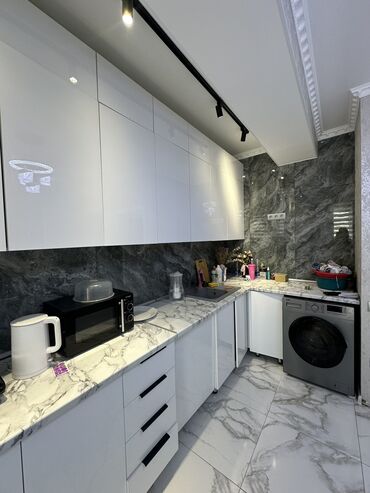 недостроенные дома в бишкеке: 2 комнаты, 78 м², Элитка, 10 этаж, Дизайнерский ремонт