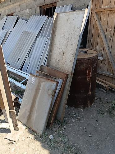 бу клем: Продам БУ деловой металл. Швеллер "20", длина 3,2 м; батареи из труб — 3