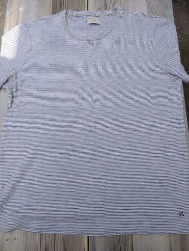 majice rasprodaja: Majica vel. M/L u dobrom stanju