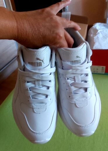 ozweego patike zenske: Puma, 37, color - White