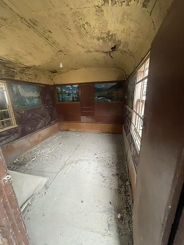 Вагоны: Передвижной металлический вагончик/бытовка (каркас из стали, обшивка — 4