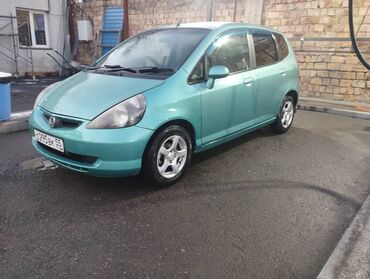 купить спортивную машину: Honda Fit: 2003 г., 1.3 л, Вариатор, Бензин, Хэтчбэк