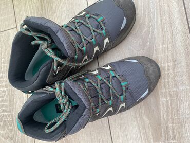 обувь для похода: Продаю женские ботинки для гор и походов Почти как новые Размер 37