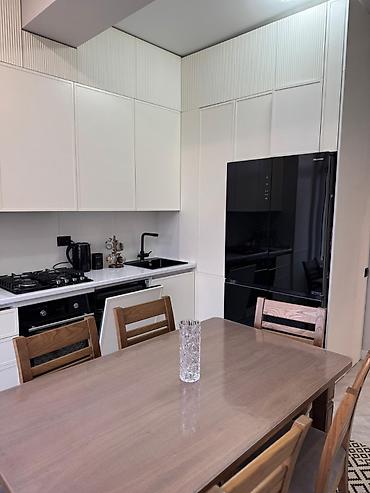 Продажа квартир: 2 комнаты, 69 м², 4 этаж — 2