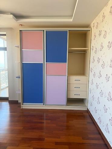 Qonaq otağı dəstləri: Qonaq otağı üçün mebel dəsti - Rəng: parlaq qara - Tərkib: 1) Böyük — 18