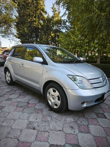 купить бокс на крышу автомобиля бу: Toyota ist: 2003 г., 1.5 л, Автомат, Бензин, Хетчбек