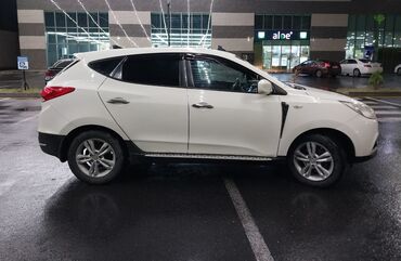 Hyundai: Hyundai ix35: 2.4 l | 2011 il Ofrouder/SUV — 9