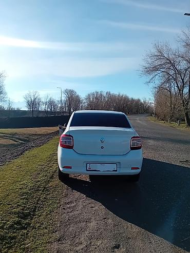 d 4d: Renault Logan: 2018 г., 1.6 л, Механика, Газ, Седан — 3
