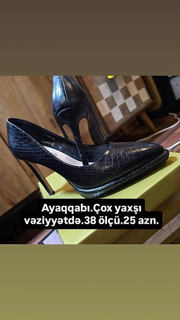 ayaqqabı: Qadın klassik tufli. - Rəng: qara, timsah naxışlı tekstura - Model — 1