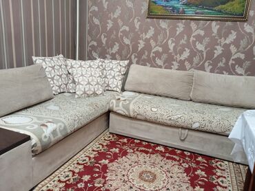 Угловые диваны: Угловой диван, С ящиком хранения, Трёхместный и более, Велюр