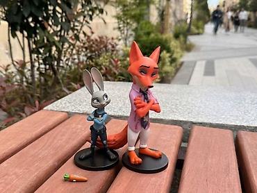 meduza oyuncaq: Zootopia fiqur dəsti - Personajlar: polis dovşan Judy Hopps və tülkü — 1