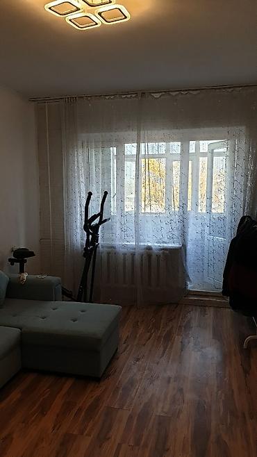ипотеку: 3 комнаты, 70 м², Пишпек 105 серия, 3 этаж, Косметический ремонт — 10