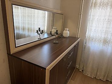 asma guzgu: Geniş güzgülü komod - Material: laminat/MDF kombinasiya, tünd qoz — 1