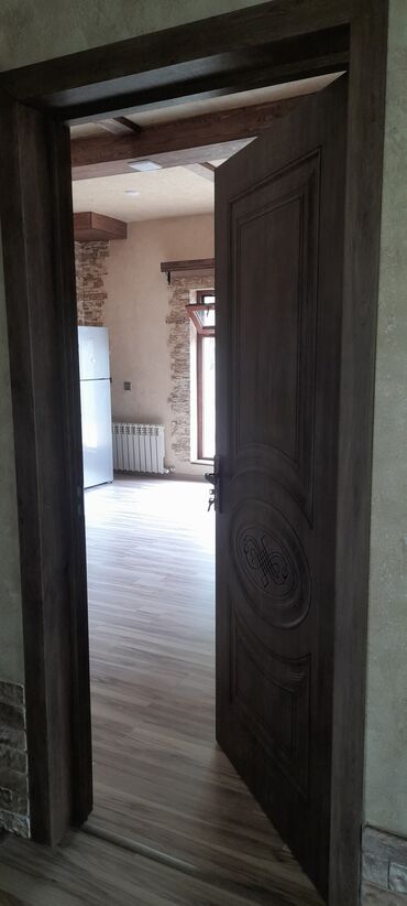 Həyət evləri və villaların satışı: Satış üçün fərdi yaşayış evi satılır.şəxsi tikili .ünvan novxanı — 52