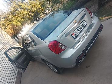 шагыл сокулук: Chevrolet Lacetti: 2008 г., Кол менен иштөөчү, Бензин, Седан — 4
