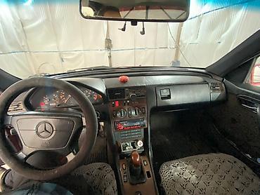 mersedes e class: Mercedes-Benz C-Class: 1993 г., 2 л, Бензин, Седан — 8