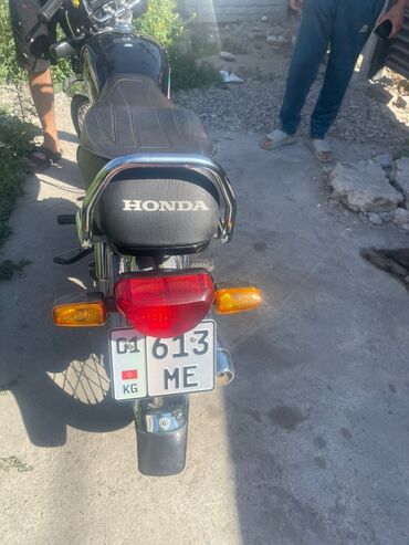 150 куб мотоцикл: Классический мотоцикл Honda, 110 куб. см, Бензин, Взрослый