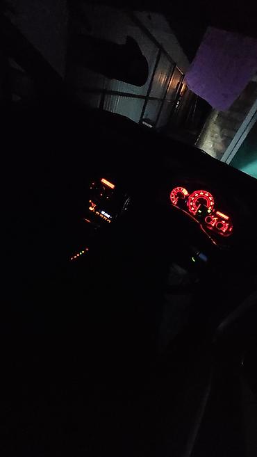 Toyota: Toyota Ist: 2002 г., 1.8 л, Автомат, Бензин, Хэтчбэк — 16