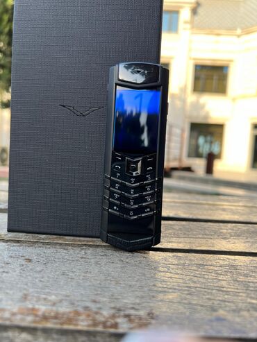 dubayiski telefonlar: Vertu Signature Touch, < 2 ГБ, цвет - Черный, Кнопочный, С документами, Гарантия