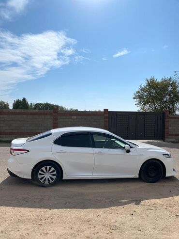 купить запчасти на опель вектра б: Toyota Camry: 2019 г., 2.5 л, Автомат, Гибрид, Седан