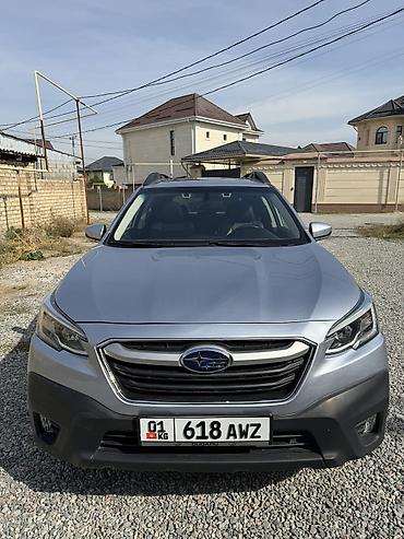 Subaru Outback: 2022 г., 2.5 л, Бензин, Универсал