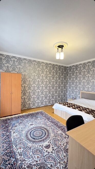 Günlük kirayə evlər: 200 kv. m, 5 otaqlı, Kanalizasiya, Artezian quyusu, Kombi — 5