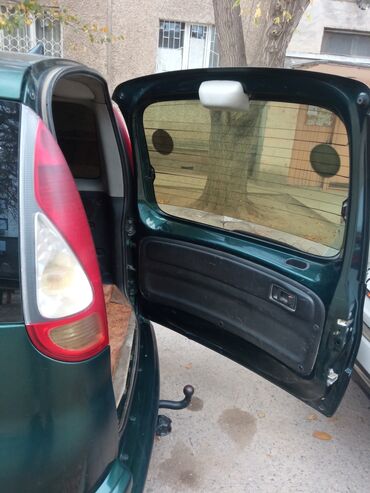 стеклоочистителя: Toyota Yaris Verso: 2003 г., 1.3 л, Автомат, Бензин, Универсал