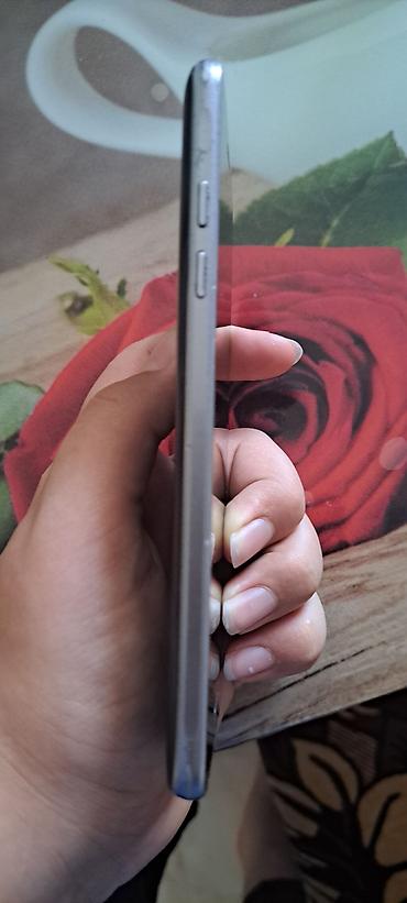 samsung e710: Samsung Galaxy J5, rəng - Qara, İki sim kartlı — 4
