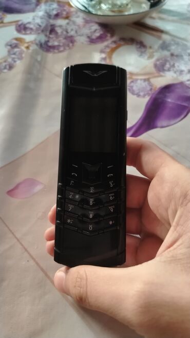 Toyota: Vertu Constellation Quest, 4 GB, rəng - Qara, Düyməli
