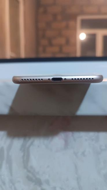 iphon 6 plus: IPhone 8 Plus, 64 GB, Qızılı, Simsiz şarj — 6