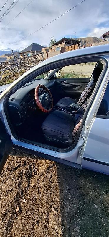 Volkswagen: Volkswagen Passat: 1997 г., 1.8 л, Кол менен иштөөчү, Бензин, Седан — 7