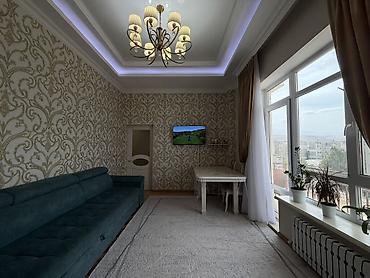 35: 3 комнаты, 80 м², 12 мкр Элитка, 8 этаж — 3