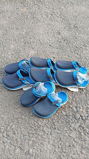 водяные очки: Сабо, 33, Crocs, Новый, цвет - Голубой — 1
