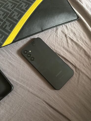 Samsung: Samsung Galaxy A24 4G, Б/у, 128 ГБ, цвет - Черный, 1 SIM, 2 SIM, eSIM