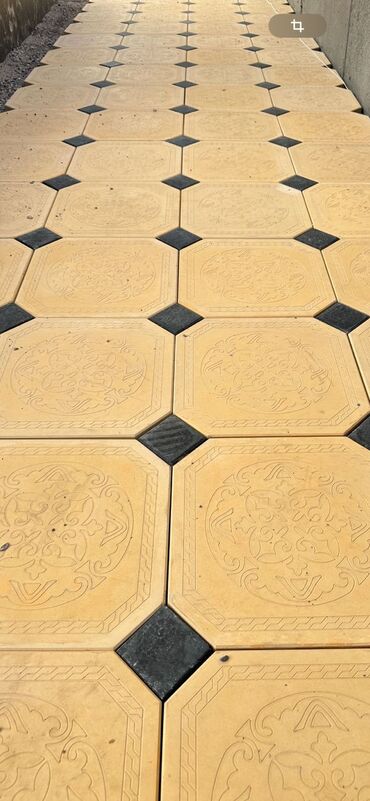 Тротуарная плитка: Тротуарная плитка, предназначенная для укладки на открытых площадках — 2