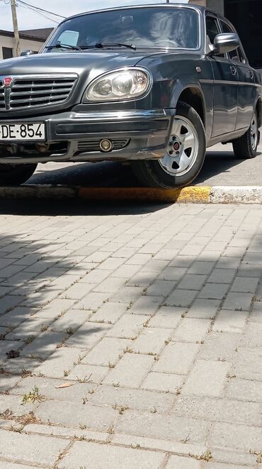 QAZ: QAZ Volga 31105 sedan - Kuzov: tünd boz rəng, 4 qapı, xrom ön — 9