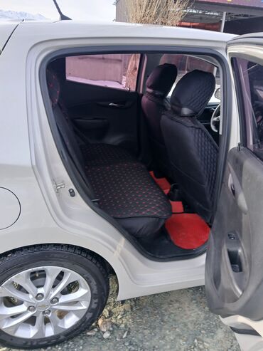 Chevrolet: Chevrolet Spark: 2018 г., 1 л, Автомат, Бензин, Хэтчбэк — 8