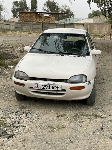 домкрат воздушный: Mazda 121: 1994 г., 1.3 л, Механика, Бензин, Кабриолет