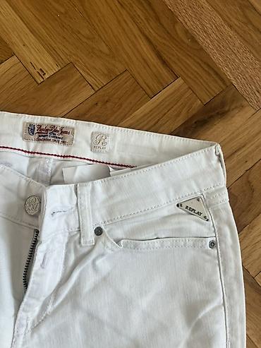 muske patike za odelo: Replay ženske farmerke – beli džins - Model: uski (skinny/ slim) — 3