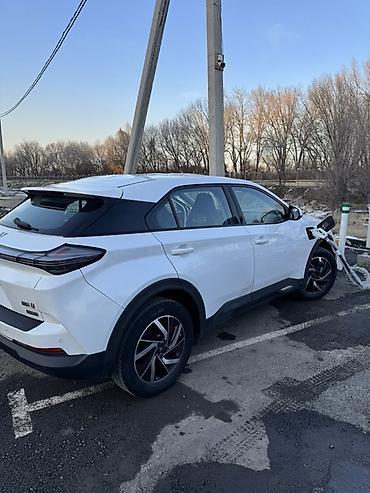 Другие автомобили: Электромобиль Neta U (Badged as “NETA U”) — компактный кроссовер на — 4