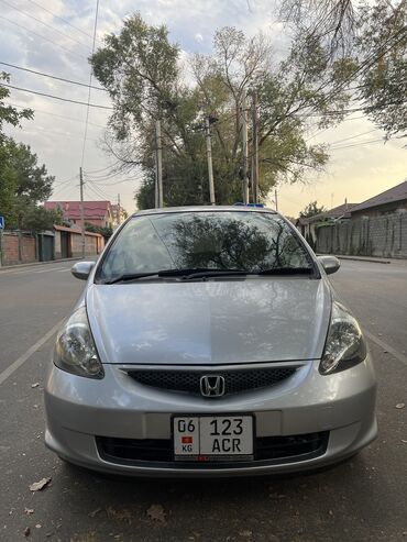 14 фит: Honda Fit: 2005 г., 1.3 л, Вариатор, Бензин, Хетчбек