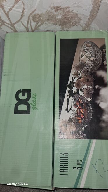 Digər dəstlər və servizlər: Şüşə qablar və stəkanlar dəsti - Dondurma/kokteyl üçün şüşə qablardan — 23