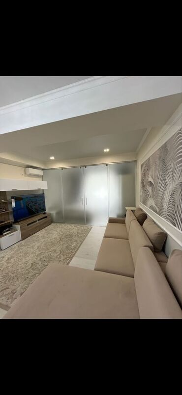 снять квартиру без риэлтора: 1 комната, 55 м², Элитка, 4 этаж, Дизайнерский ремонт