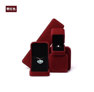 подарочная упаковка: Коробочка для украшений ✨ Бархатная коробочка красного цвета ❤️ В