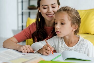 Ev personalı və təmizlik: Dayə. İstənilən yaş. Tam iş günü