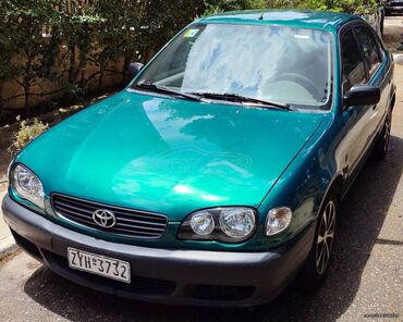 Toyota: Toyota Corolla: 1.4 l. | 2001 έ. Χάτσμπακ — 2
