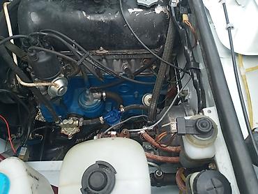 VAZ (LADA): Model: VAZ 2106 (klassik “altılı”) Kuzov rəngi: ağ Kuzov: sedan, xrom — 6